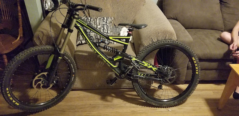 2013 specialized status 2