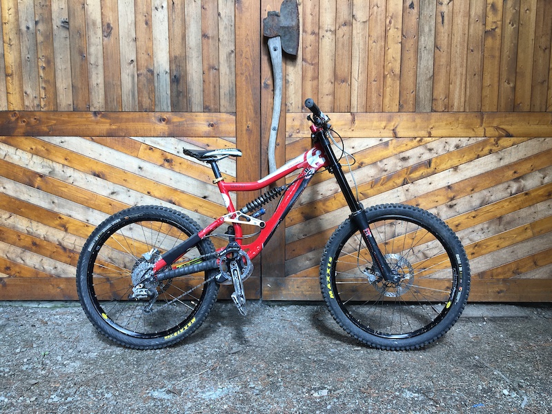 cheap dh mtb