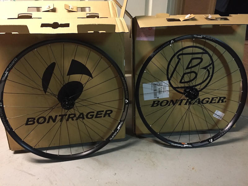 bontrager duster elite tlr 29 wheel black