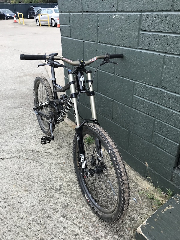 2013 specialized status 2