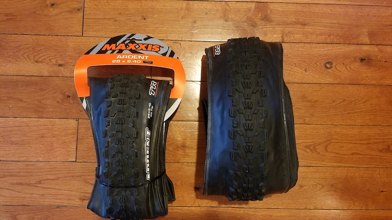 29 x 2.4 Maxxis Ardent TR tires for sale