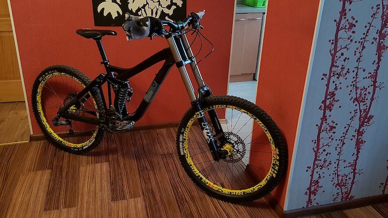 2012 DH bike For Sale