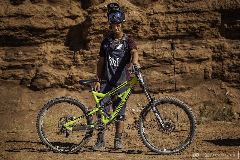 Fundament Overskyet komme ud for 17 Bikes From Red Bull Rampage 2017 - Pinkbike