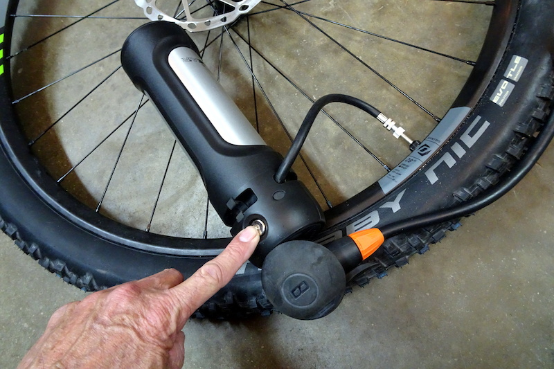 SKS RideAir Tubeless Inflation Bottle - Review - Pinkbike