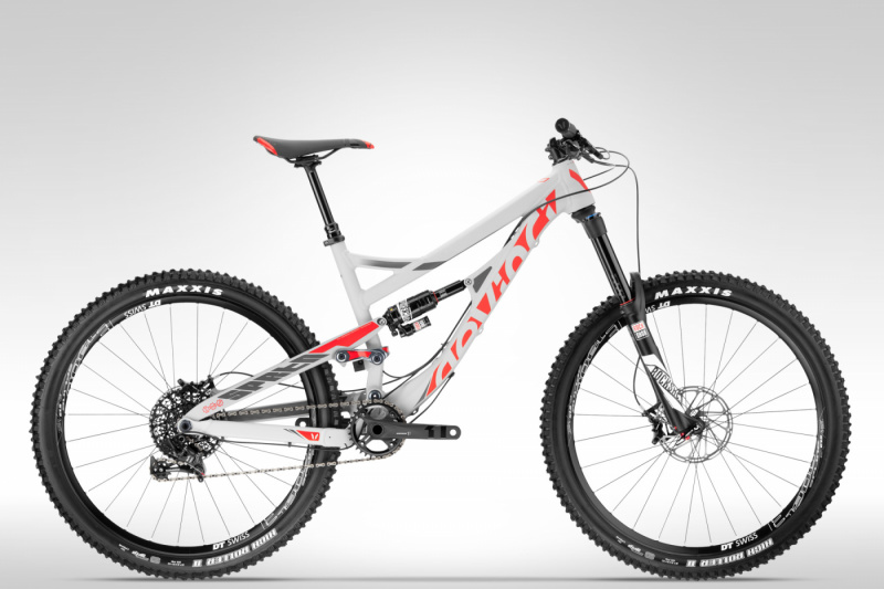 2016 devinci spartan specs