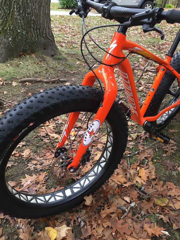 2016 Specialized Fatboy Comp- Aluminum with Carbon Fork For Sale