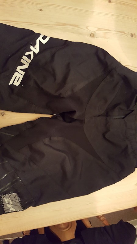 Dakine Freerider shorts for sale Size L