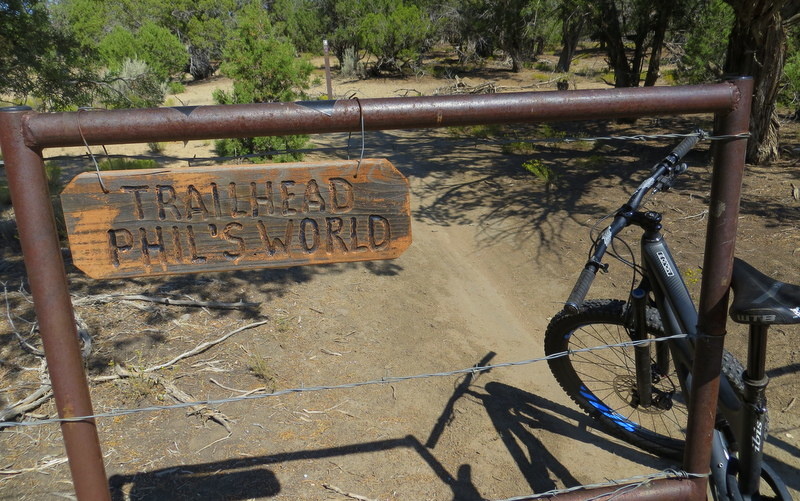 Phil's World sits more or less on top of a classic southwest desert mesa near Cortez Colorado and consists of hard pack single track intermixed with bits of slickrock