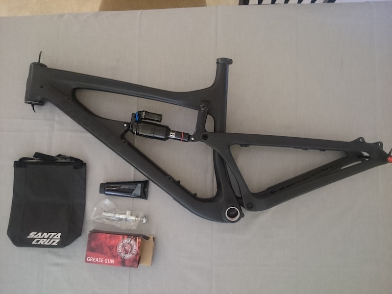 santa cruz nomad frame weight
