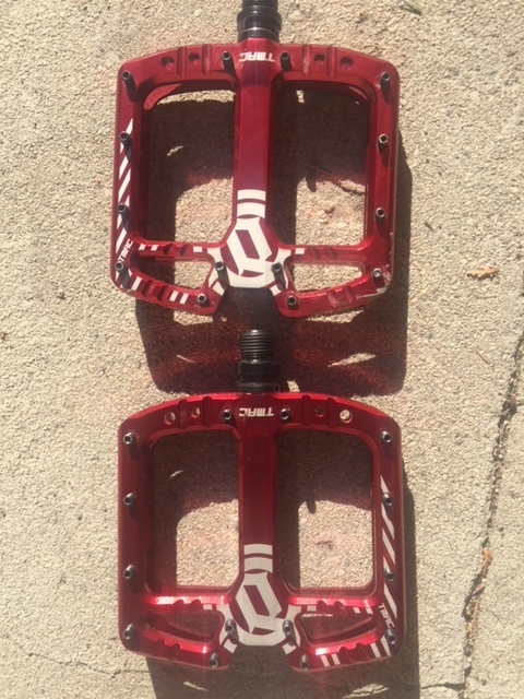 deity tmac flat pedals