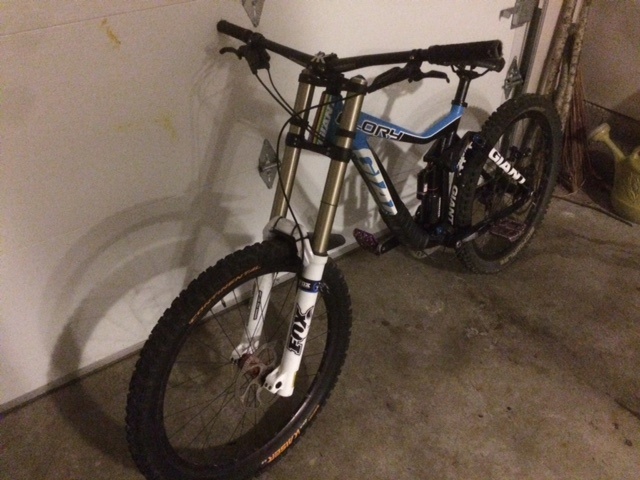 2013 giant glory 2