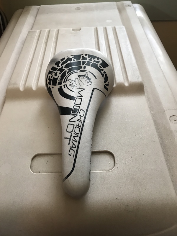 moon saddle bike seat