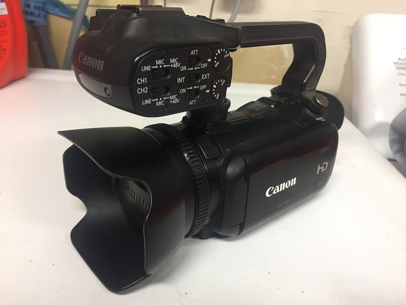 2016 Canon XA10 Camcorder - Banger Zoom Edit Camera For Sale