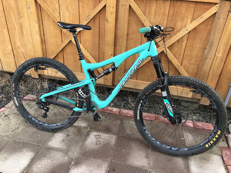 santa cruz juliana furtado