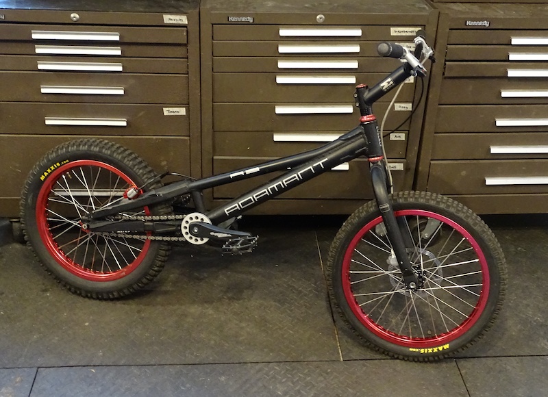 adamant trials bike