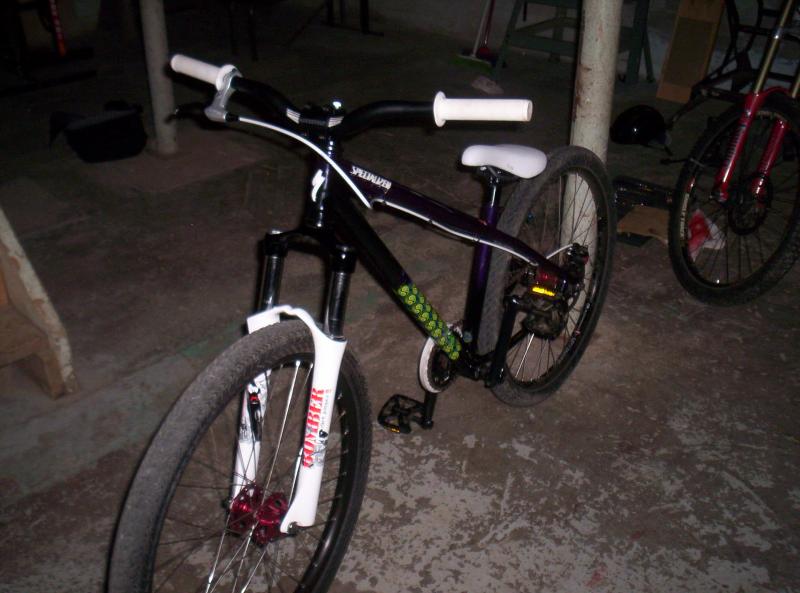 well every 1 this is my brand new 2008 specialized P.1.... sorry about all the photos, they were taken with a really crappy camera so they will be a little blury