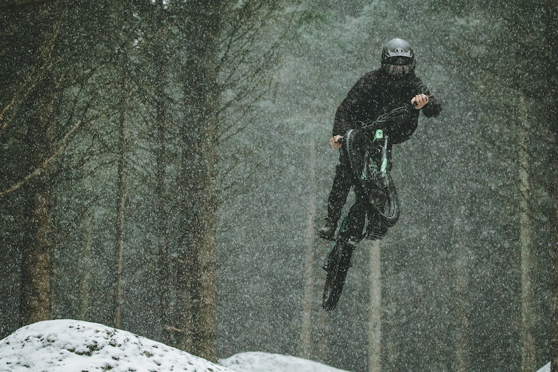 Video: Joel Anderson Sky High at a Snowy Revs - Pinkbike