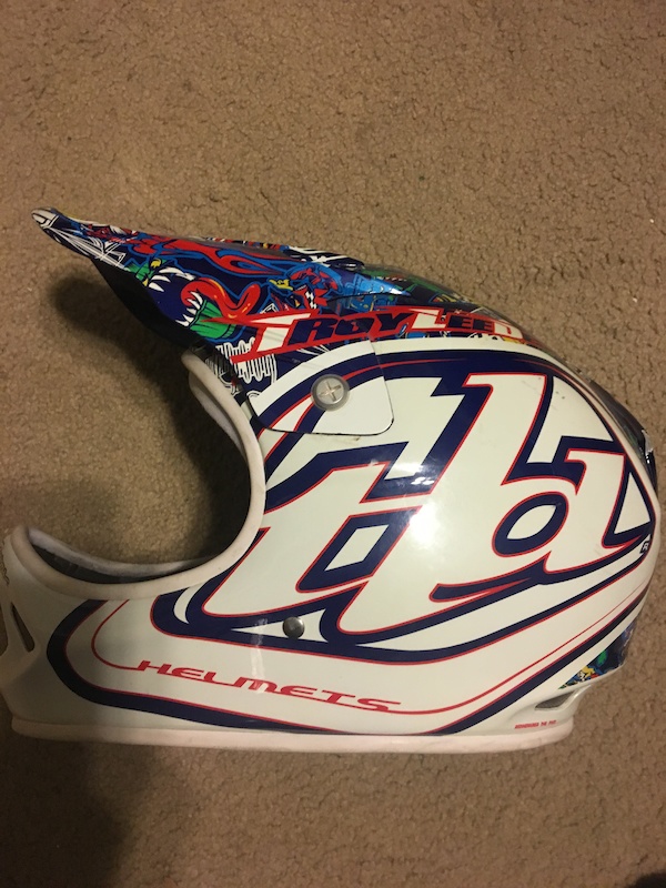0 Troy Lee Designs D2 Bike Helmet
