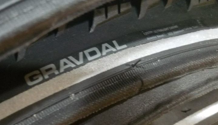 2018 45NRTH Gravdal Studded 700x38C Folding Tires
