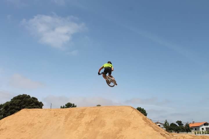 Jumping with my XC bike