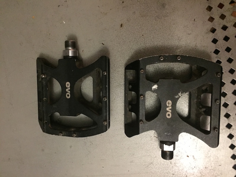 2015 evo sealed pedals