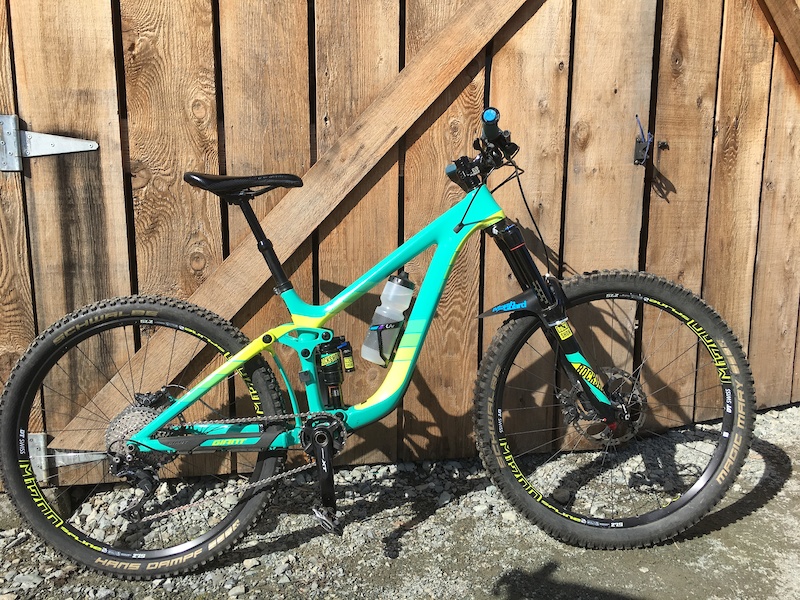 giant reign advanced 1 2016