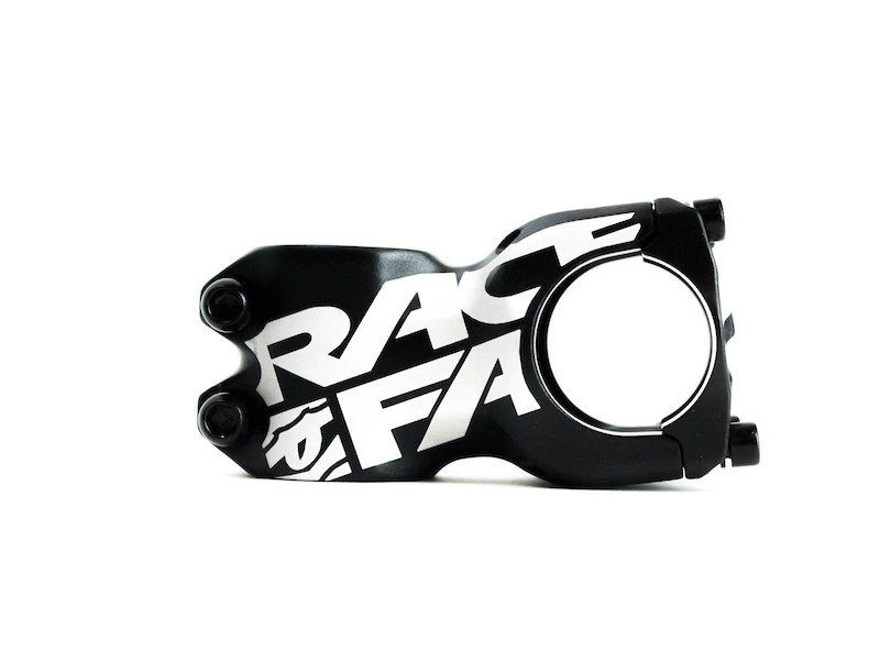 race face chester weight