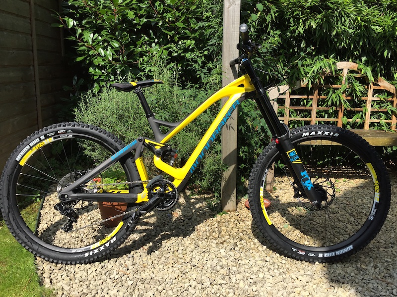 Mondraker summum cheap carbon pro 2017