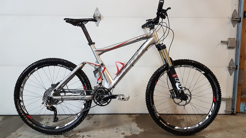 second hand charging scooty