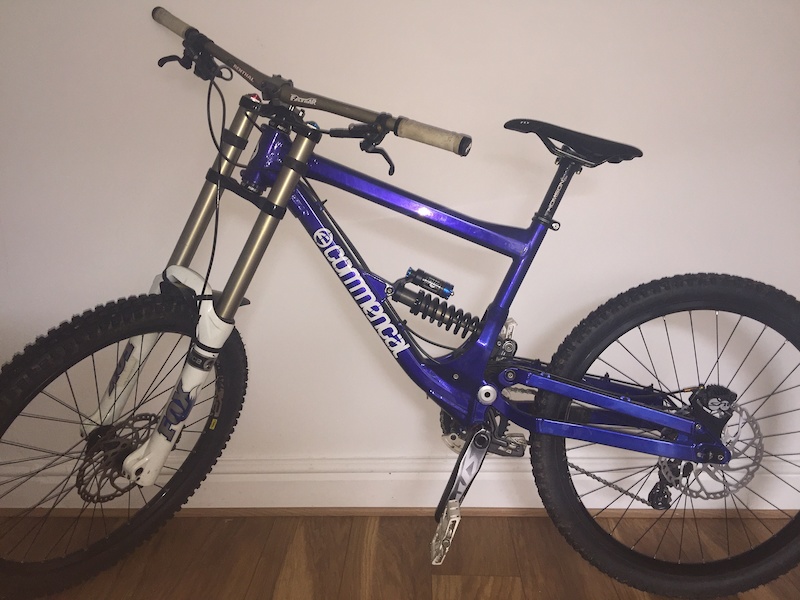 commencal downhill