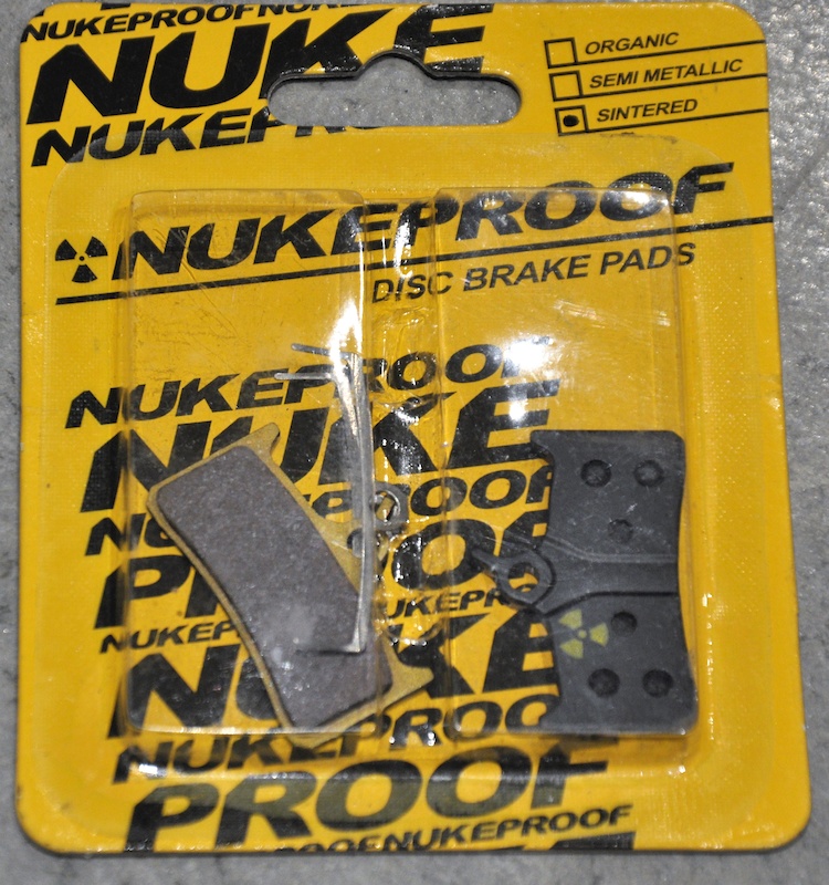 0 Nukeproof Hope Mono pads