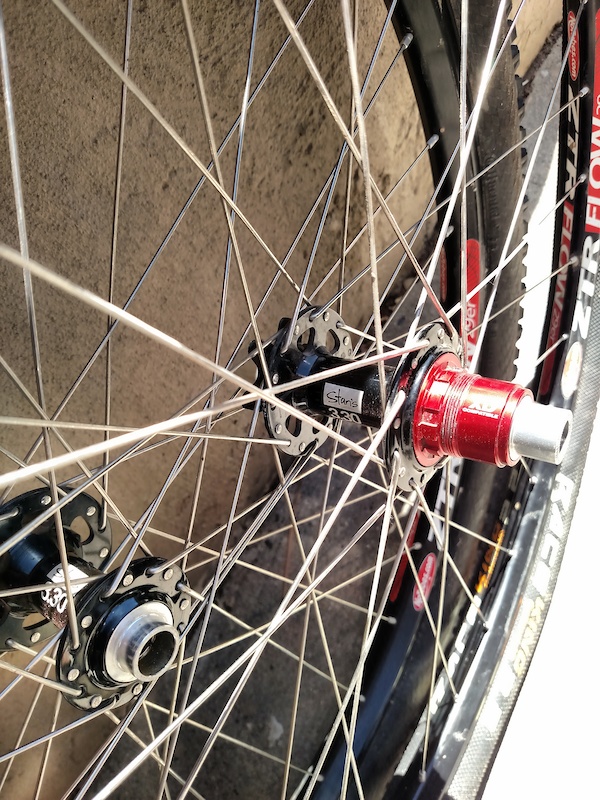 0 Stans Flow Wheelset with Tires XD Driver