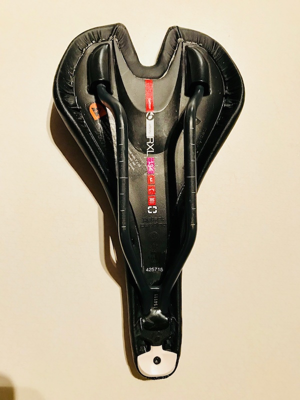 2017 Bontrager Affinity RXL Carbon Women's Saddle. For Sale