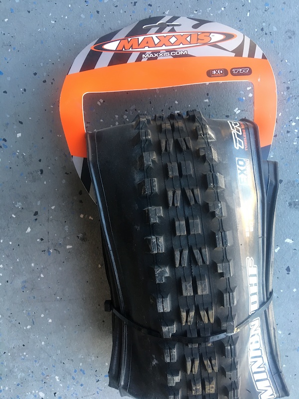 maxxis dhf 26 2.5