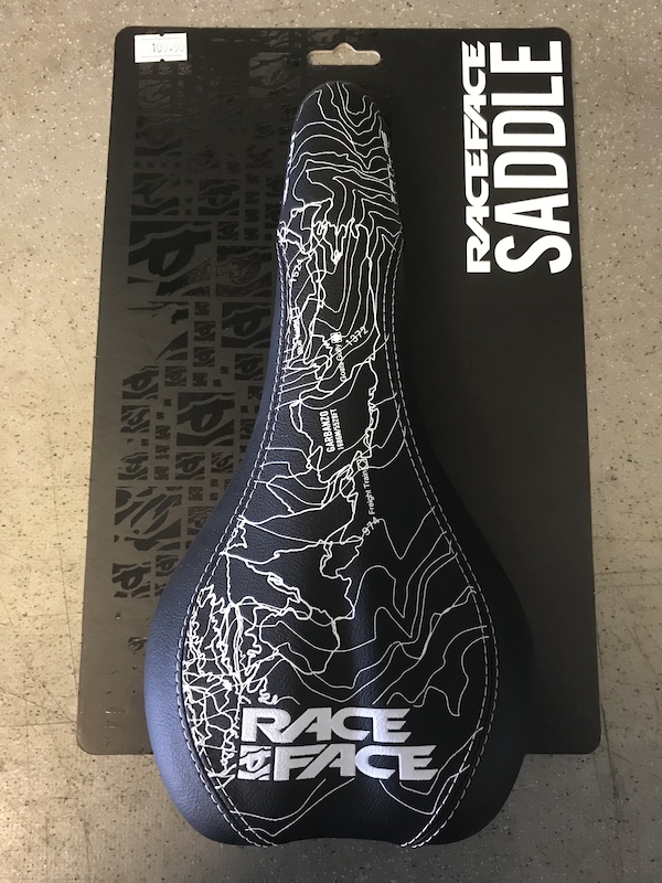 race face atlas saddle