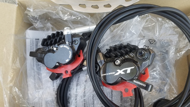 2018 Shimano XT M8020 4-piston w/ 180 Rotors - like NEW