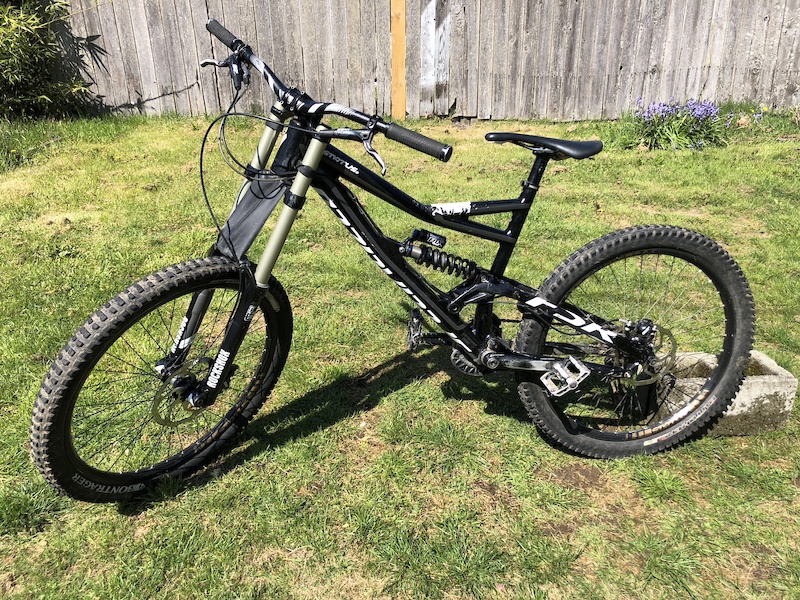 2013 specialized status 2