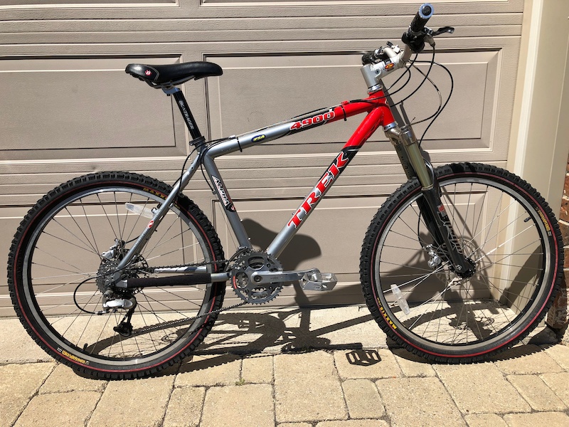 trek 4900 mountain bike for sale