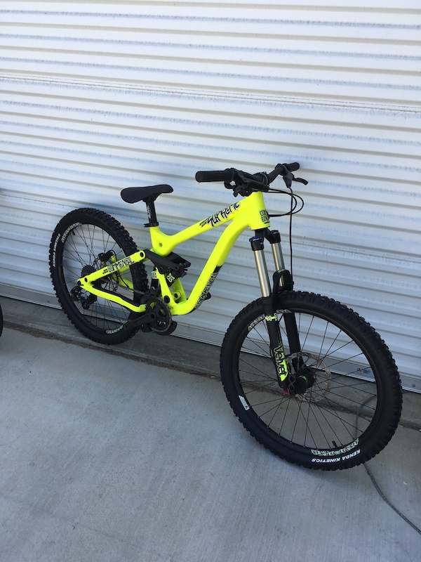 2019 trek marlin 5 blue book