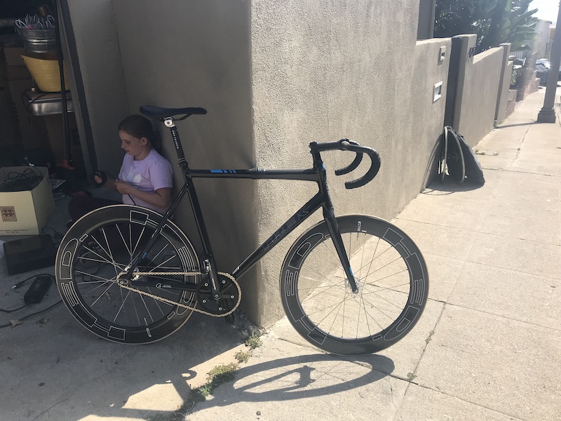 2011 Trek track bike, HED Wheels For Sale