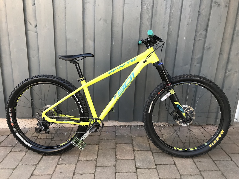 901 whyte 2017