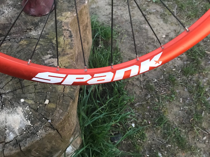 2017 Spank Spoon 32 Wheelset!