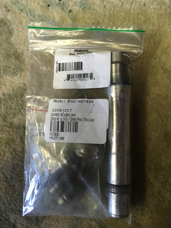 2015 Chris King ISO 135mm axle Fun Bolts and QR adapters
