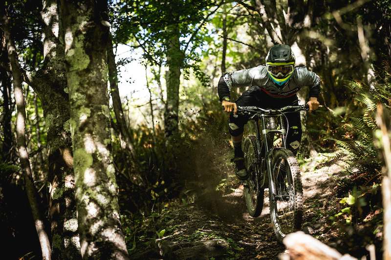 cycling without gloves