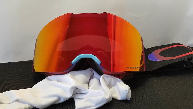 2018 Oakley Fall Line Prizm Torch Goggles For Sale