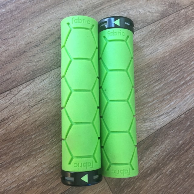fabric slim lock on grips