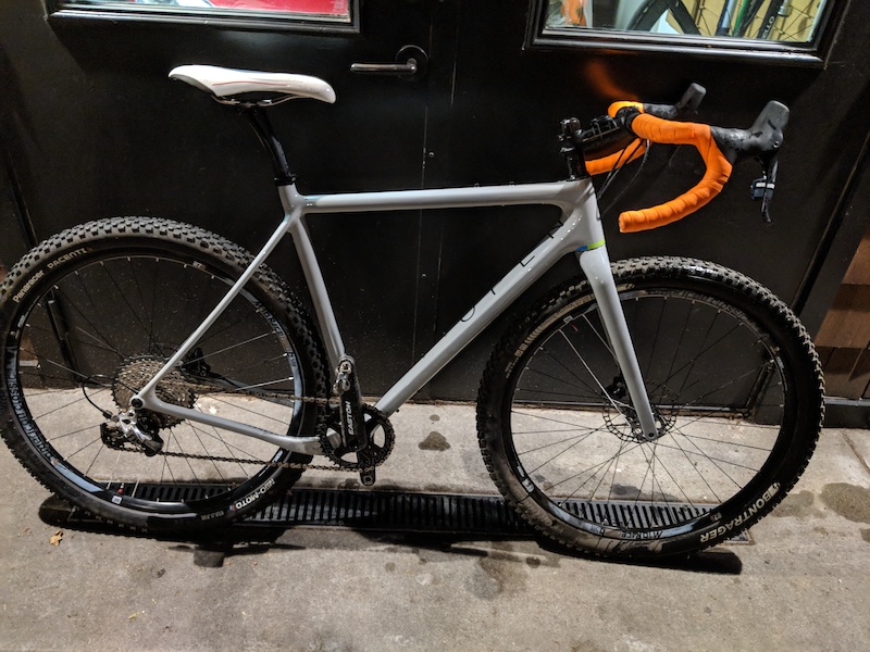 upper gravel bike