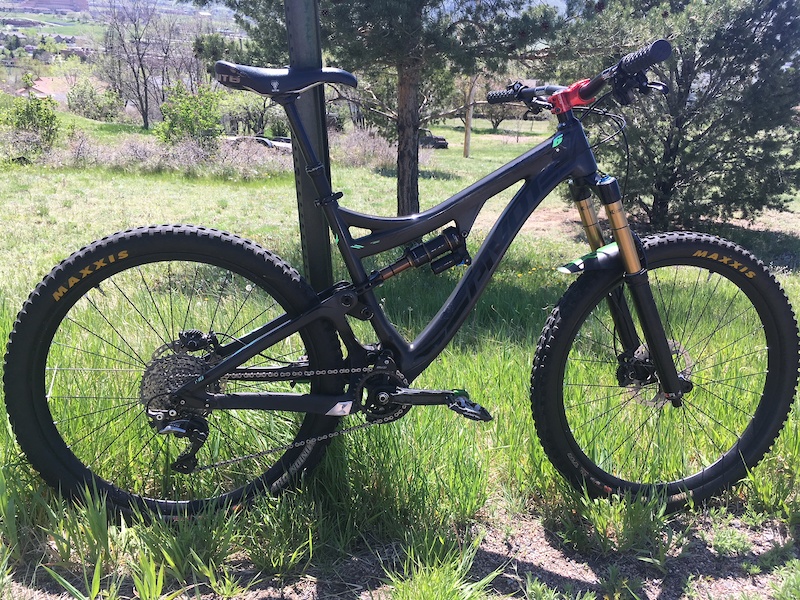 2011 pivot mach 5.7