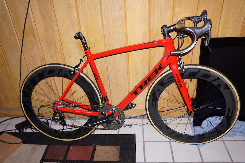 2015 Trek Madone 4 OCLV Carbon Fiber Road Bike For Sale