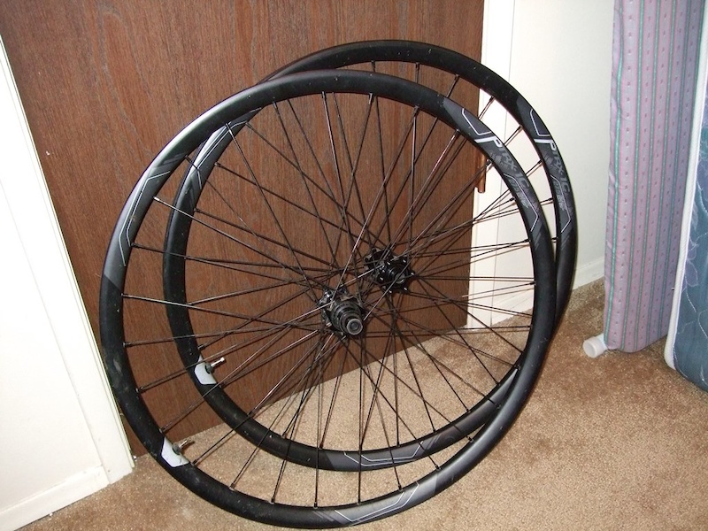 Giant PTRX-1C wheels